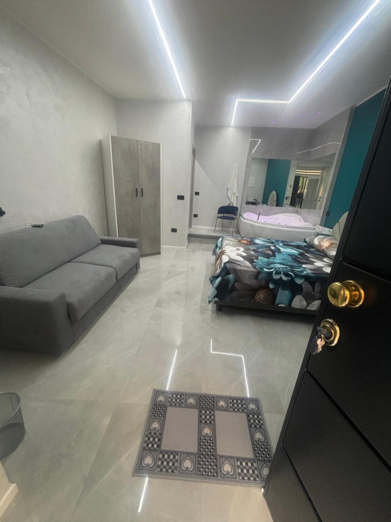 شقة Kekka House Briante نابولي المظهر الخارجي الصورة